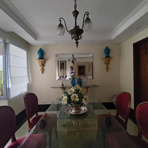Apartamento à venda com 215m², 4 quartos e 2 vagas Apartamento à venda com 215m², 4 quartos e 2 vagasFoto 01