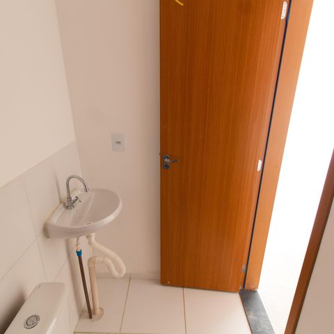 Apartamento à venda com 45m², 2 quartos e 1 vaga Apartamento à venda com 45m², 2 quartos e 1 vagaBanheiro