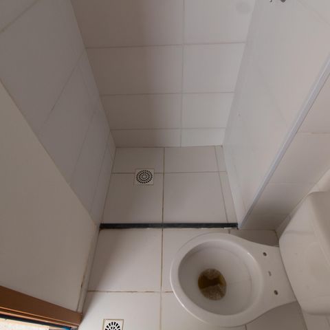 Apartamento à venda com 45m², 2 quartos e 1 vaga Apartamento à venda com 45m², 2 quartos e 1 vagaBanheiro