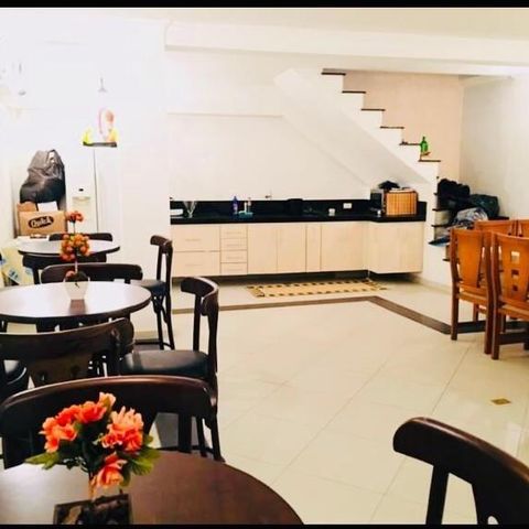 Casa à venda com 270m², 3 quartos e 5 vagas
