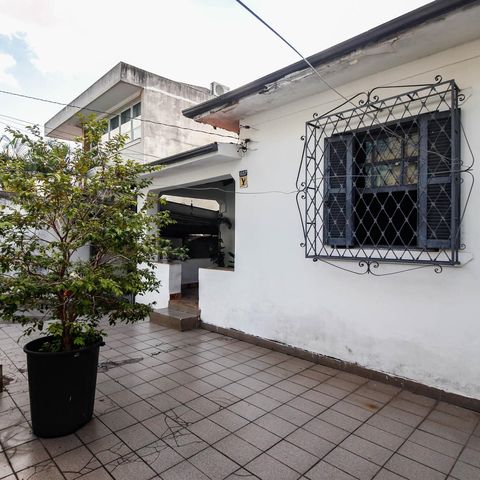 Casa à venda com 154m², 2 quartos e 3 vagasGaragem