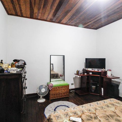 Casa à venda com 154m², 2 quartos e 3 vagasQuarto 2