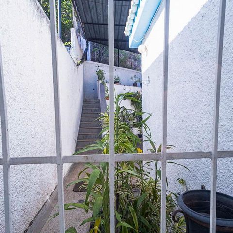 Casa à venda com 269m², 3 quartos e 1 vaga Casa à venda com 269m², 3 quartos e 1 vagaQuarto 1