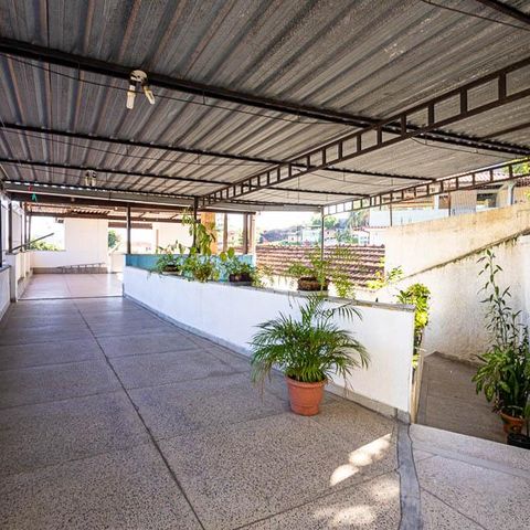 Casa à venda com 269m², 3 quartos e 1 vaga Casa à venda com 269m², 3 quartos e 1 vagaTerraço
