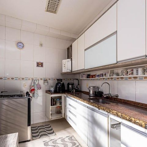 Casa à venda com 269m², 3 quartos e 1 vaga Casa à venda com 269m², 3 quartos e 1 vagaCozinha