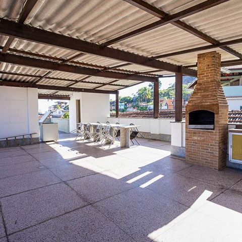 Casa à venda com 269m², 3 quartos e 1 vaga Casa à venda com 269m², 3 quartos e 1 vagaTerraço