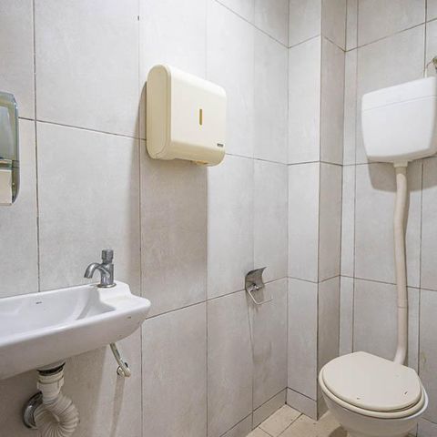 Casa à venda com 269m², 3 quartos e 1 vaga Casa à venda com 269m², 3 quartos e 1 vagaBanheiro de serviço 2