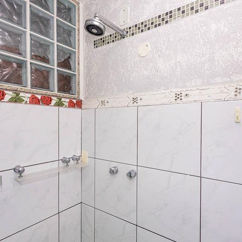 Casa à venda com 269m², 3 quartos e 1 vaga Casa à venda com 269m², 3 quartos e 1 vagaBanheiro da Suíte