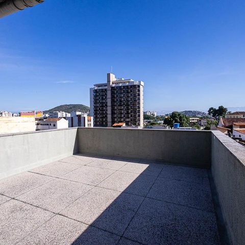 Casa à venda com 269m², 3 quartos e 1 vaga Casa à venda com 269m², 3 quartos e 1 vagaTerraço
