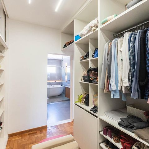 Apartamento à venda com 200m², 3 quartos e 1 vagaCloset da suíte