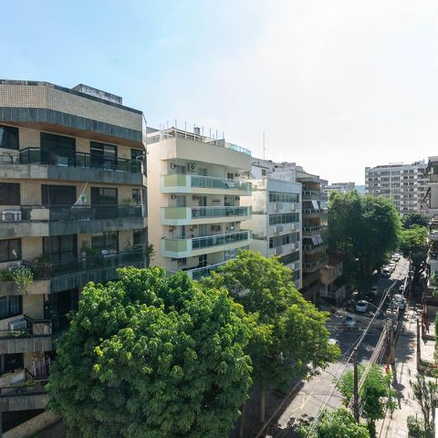 Apartamento à venda com 200m², 3 quartos e 1 vagaCobertura
