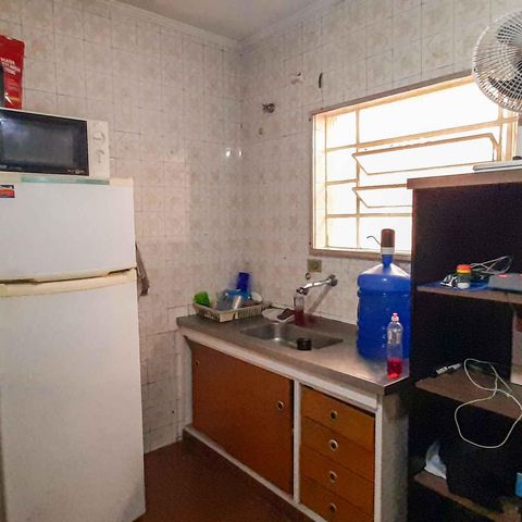 Casa à venda com 100m², 3 quartos e 2 vagas Casa à venda com 100m², 3 quartos e 2 vagasCasa 1 - Cozinha