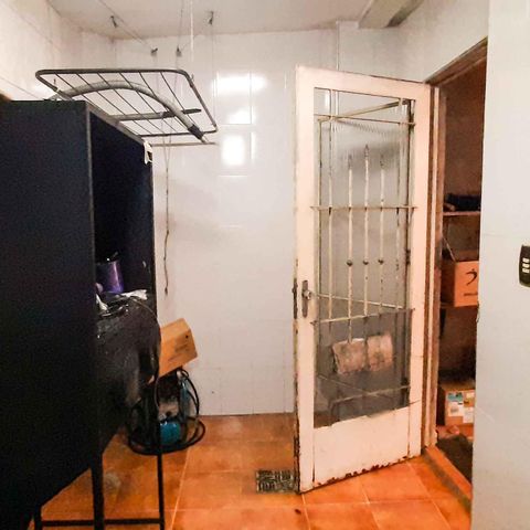 Casa à venda com 100m², 3 quartos e 2 vagas Casa à venda com 100m², 3 quartos e 2 vagasCasa 2 - Área de Serviço