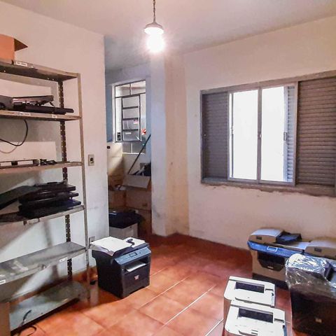 Casa à venda com 100m², 3 quartos e 2 vagas Casa à venda com 100m², 3 quartos e 2 vagasCasa 2 - Sala