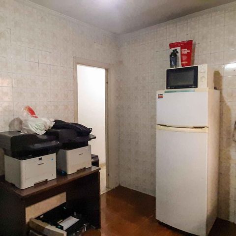 Casa à venda com 100m², 3 quartos e 2 vagas Casa à venda com 100m², 3 quartos e 2 vagasCasa 1 - Cozinha