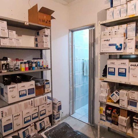 Casa à venda com 100m², 3 quartos e 2 vagas Casa à venda com 100m², 3 quartos e 2 vagasCasa 1 - Suíte