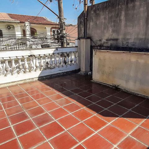 Casa à venda com 100m², 3 quartos e 2 vagas Casa à venda com 100m², 3 quartos e 2 vagasTerraço