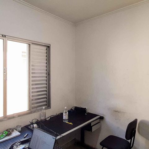 Casa à venda com 100m², 3 quartos e 2 vagas Casa à venda com 100m², 3 quartos e 2 vagasCasa 1 - Quarto