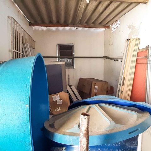 Casa à venda com 100m², 3 quartos e 2 vagas Casa à venda com 100m², 3 quartos e 2 vagasCasa 1 - Área de Serviço