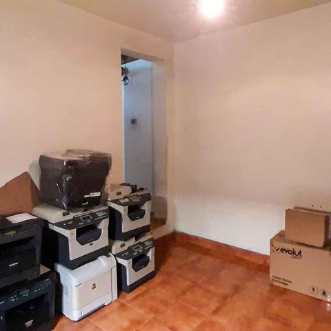 Casa à venda com 100m², 3 quartos e 2 vagas Casa à venda com 100m², 3 quartos e 2 vagasCasa 2 - Sala