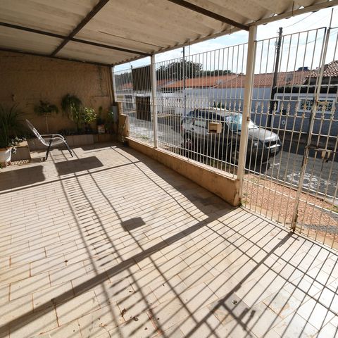 Casa à venda com 160m², 2 quartos e 1 vagaGaragem