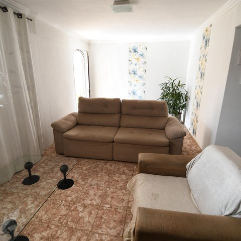 Casa à venda com 160m², 2 quartos e 1 vagaSala