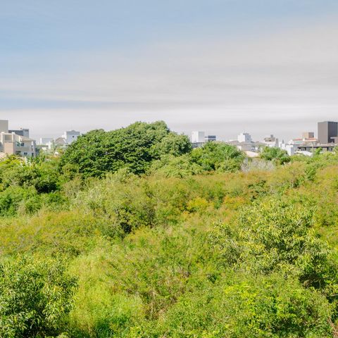 Apartamento para alugar com 81m², 2 quartos e 2 vagasSuite