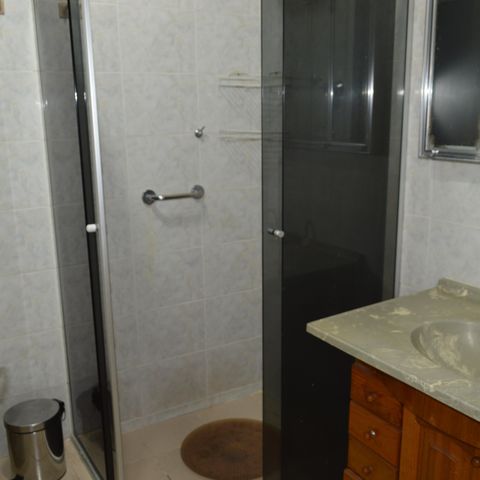 Casa para alugar com 300m², 4 quartos e 3 vagasBanheiro