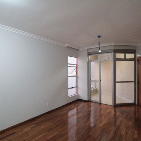Apartamento à venda com 98m², 3 quartos e 2 vagasSala