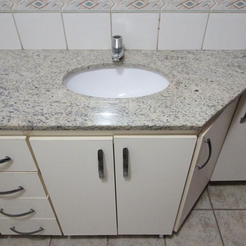 Apartamento à venda com 98m², 3 quartos e 2 vagasBanheiro da Suite