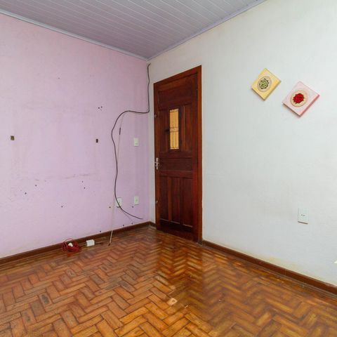 Casa à venda com 100m², 2 quartos e 2 vagas Casa à venda com 100m², 2 quartos e 2 vagasQuarto 2