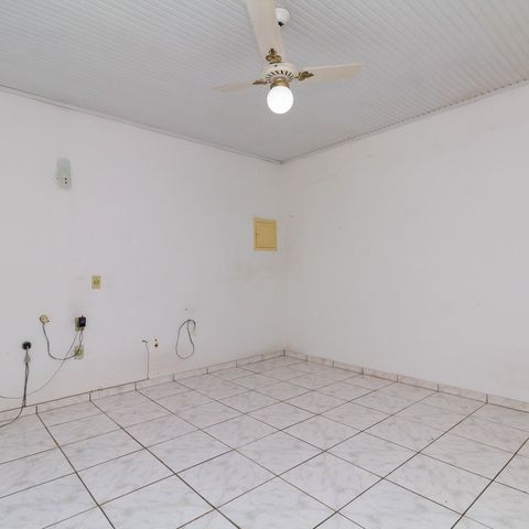 Casa à venda com 100m², 2 quartos e 2 vagas Casa à venda com 100m², 2 quartos e 2 vagasQuarto 1