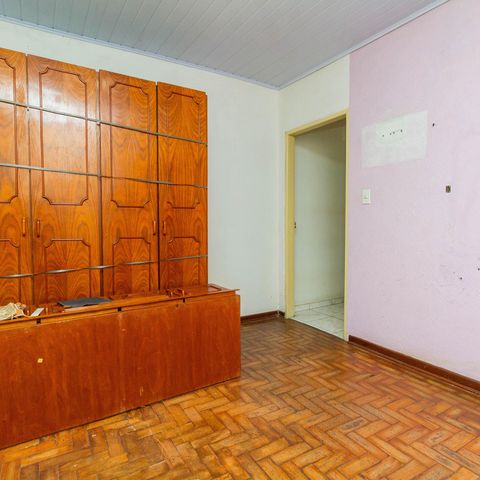 Casa à venda com 100m², 2 quartos e 2 vagas Casa à venda com 100m², 2 quartos e 2 vagasQuarto 2