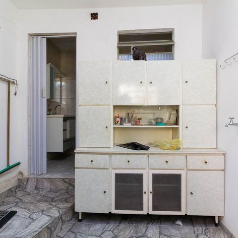 Casa à venda com 100m², 2 quartos e 2 vagas Casa à venda com 100m², 2 quartos e 2 vagasÁrea de Serviço