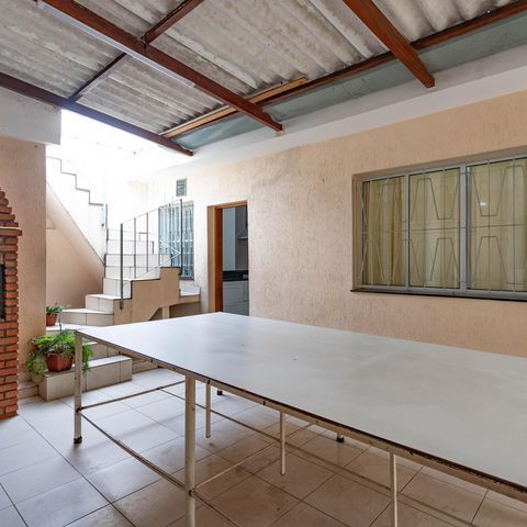 Casa para alugar com 300m², 3 quartos e sem vagaÁrea de lazer