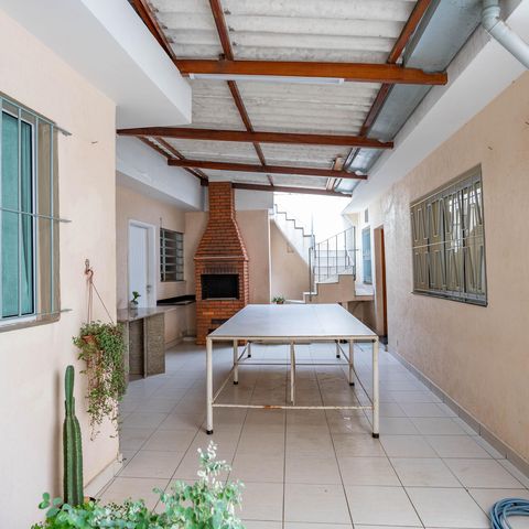 Casa para alugar com 300m², 3 quartos e sem vagaÁrea de lazer