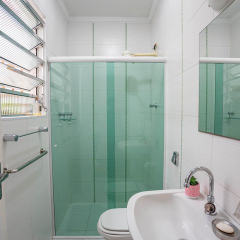 Casa para alugar com 300m², 3 quartos e sem vagaBanheiro social