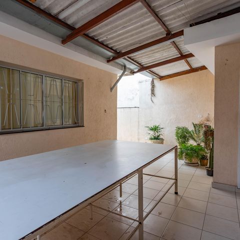 Casa para alugar com 300m², 3 quartos e sem vagaÁrea de lazer