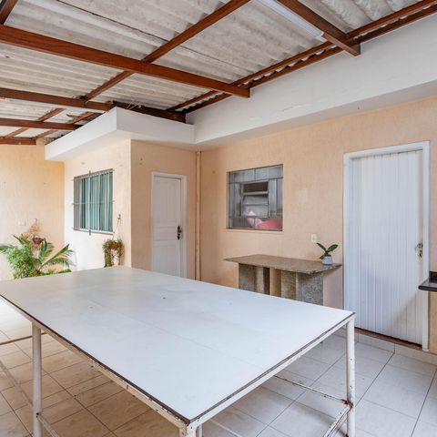 Casa para alugar com 300m², 3 quartos e sem vagaÁrea de lazer
