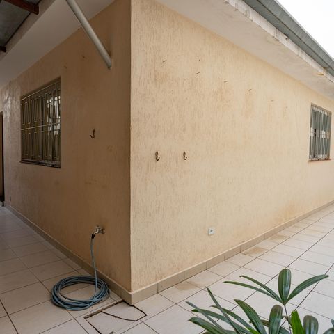 Casa para alugar com 300m², 3 quartos e sem vagaÁrea externa