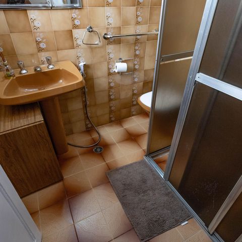 Casa para alugar com 300m², 3 quartos e sem vagaBanheiro da suíte