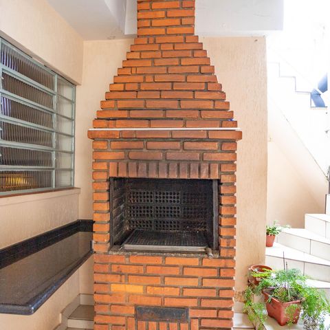Casa para alugar com 300m², 3 quartos e sem vagaChurrasqueira