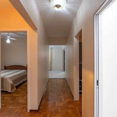Casa para alugar com 300m², 3 quartos e sem vagaCorredor