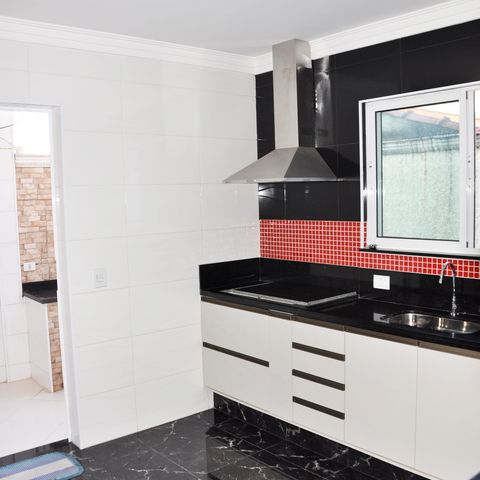 Casa à venda com 180m², 4 quartos e 4 vagas Casa à venda com 180m², 4 quartos e 4 vagasDetalhe - Cozinha Americana
