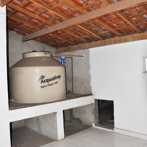 Casa à venda com 180m², 4 quartos e 4 vagas Casa à venda com 180m², 4 quartos e 4 vagasDetalhe - Souton