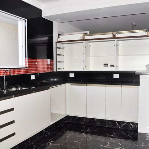 Casa à venda com 180m², 4 quartos e 4 vagas Casa à venda com 180m², 4 quartos e 4 vagasDetalhe - Cozinha Americana