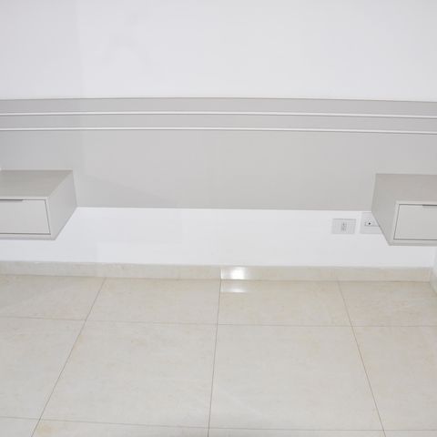 Casa à venda com 180m², 4 quartos e 4 vagas Casa à venda com 180m², 4 quartos e 4 vagasDetalhe - Quarto 01 com Closet e Suíte