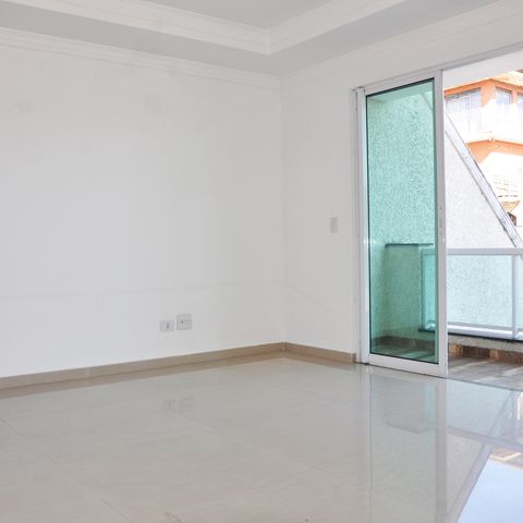 Casa à venda com 180m², 4 quartos e 4 vagas Casa à venda com 180m², 4 quartos e 4 vagasDetalhe - Sala