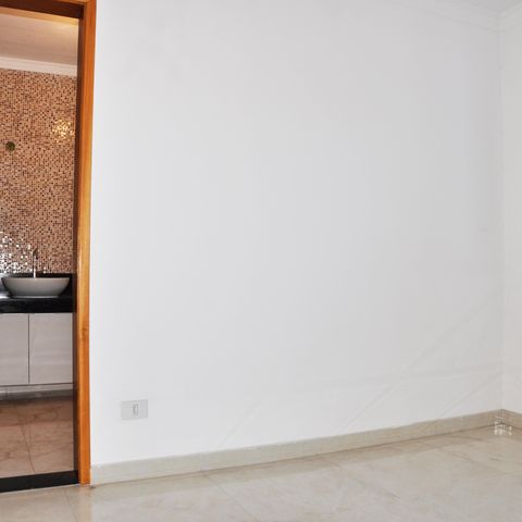 Casa à venda com 180m², 4 quartos e 4 vagas Casa à venda com 180m², 4 quartos e 4 vagasDetalhe - Quarto 03 com Suíte