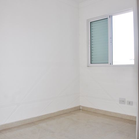 Casa à venda com 180m², 4 quartos e 4 vagas Casa à venda com 180m², 4 quartos e 4 vagasDetalhe - Quarto 03 com Suíte